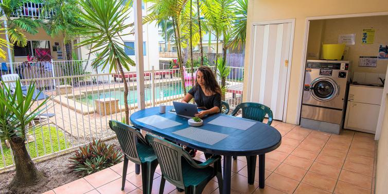 ESL Languages Loeven Street student house Cairns College of English
