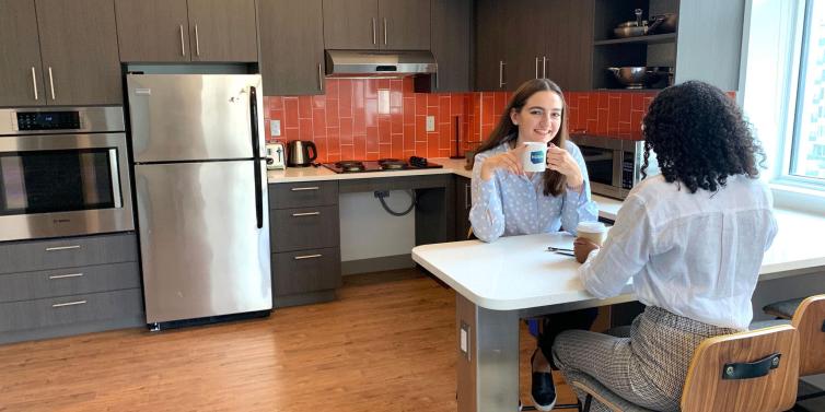 ESL Canda Toronto Kaplan International Downtown residence