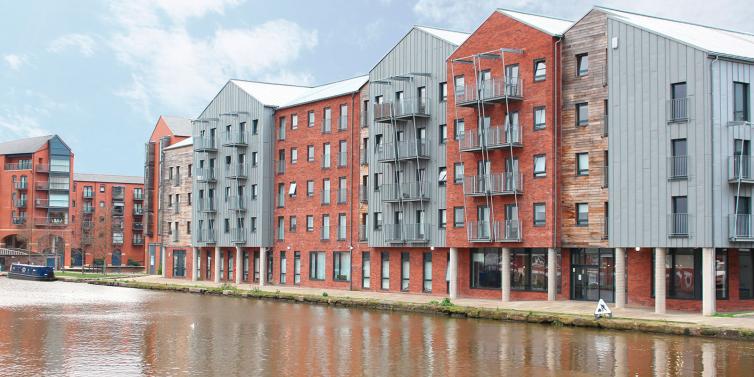 ESL Languages Towpath residence ELC Chester