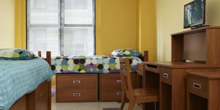 ESL Languages New Yorker Residence Kaplan New York