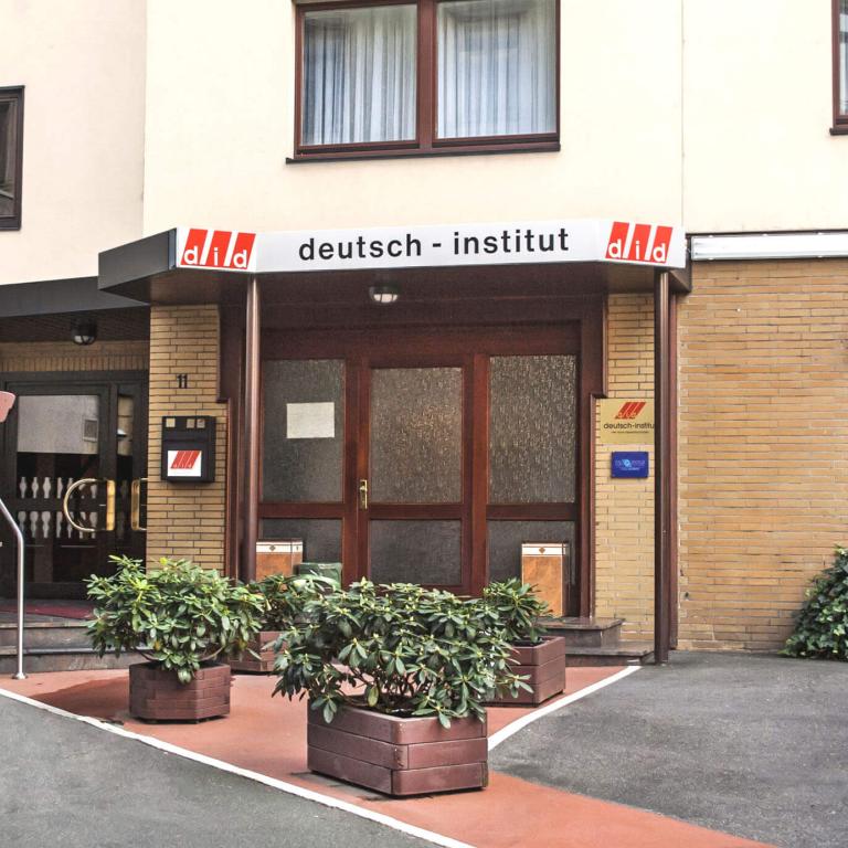 ESL German Germany Frankfurt did Deutsch Institut