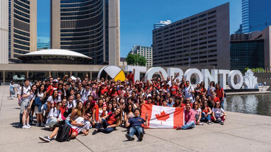 ESL Languages English Toronto Summer programme 12 17 school gallery 3 