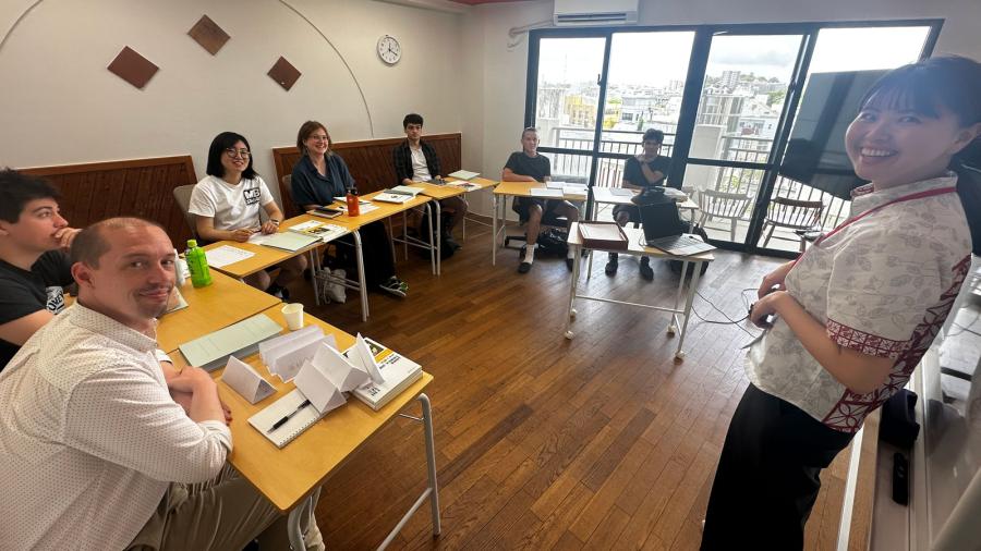 ESL Languages Genki Okinawa classroom