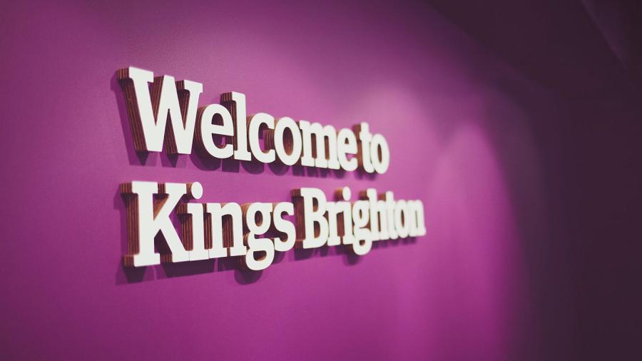 ESL Languages Young Adults Kings Brighton gallery 2
