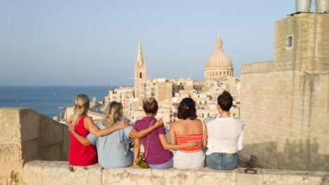esl-english-malta-valletta-easysl-hero_0.jpg