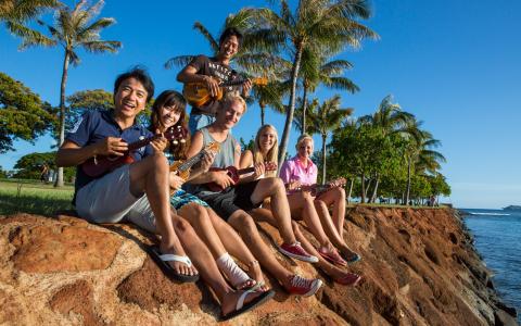 ESL Languages Hawaii Global Village Hero English